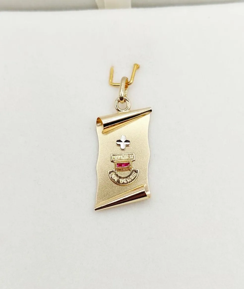 AUGIS - Pendentif médaille d'amour or "+ qu'hier - que demain" - L’Exclusive