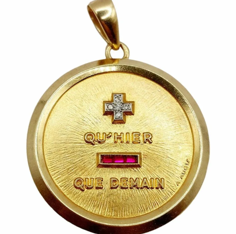 AUGIS - RARE XXL 33mm Pendentif médaille d'amour or jaune, diamant et rubis (circa 1960)