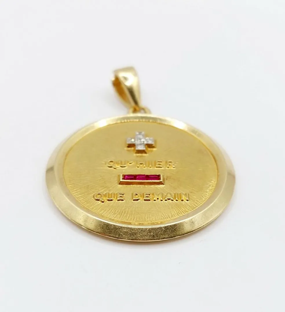 AUGIS - RARE XXL 33mm Pendentif médaille d'amour or jaune, diamant et rubis (circa 1960)