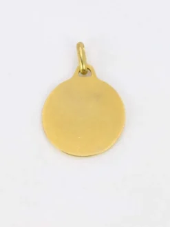 AUGIS- Médaille amour ronde Plus qu’hier moins que demain or jaune diamants rubis