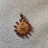Augis Pendentif Pendentif médaille d'amour Augis en or jaune