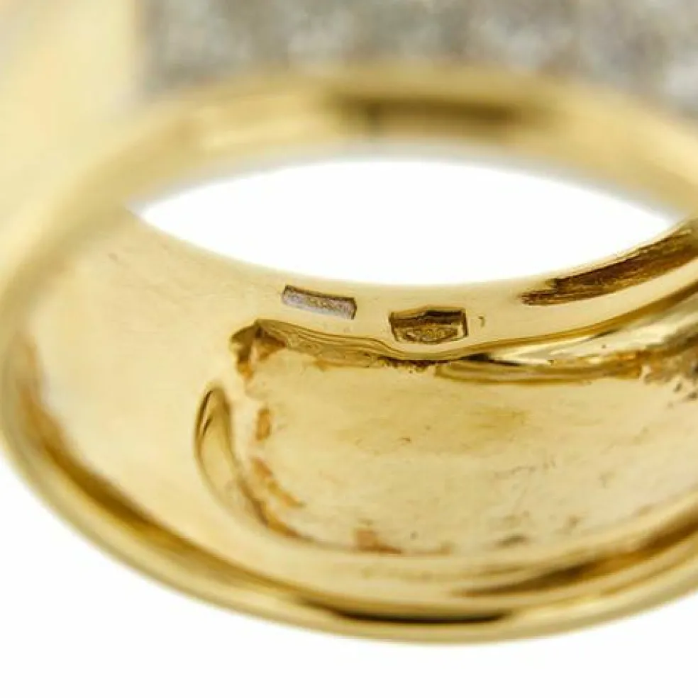 Bague à diamants