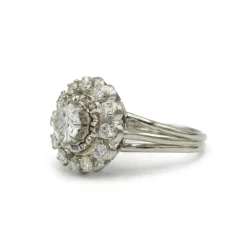 Bague - Or blanc et diamants