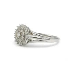 Bague - Or blanc et diamants