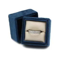 Bague - Or blanc et diamants