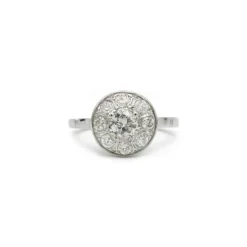 Bague - or blanc platine et diamants