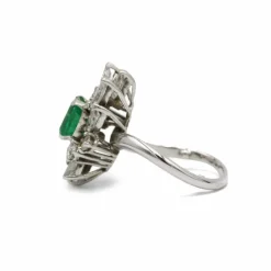 Bague - Or, diamants et émeraude