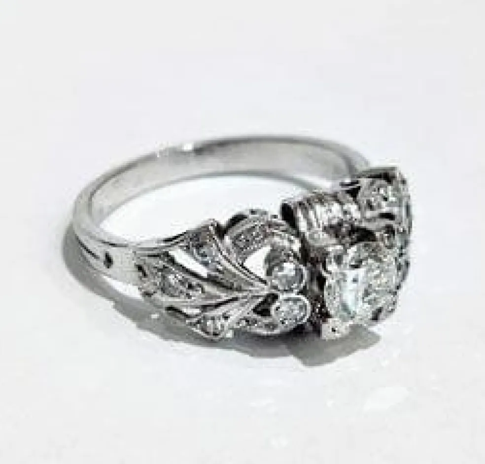 Bague 1930 Or gris Diamants