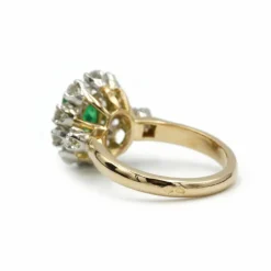 Bague - Or jaune diamants et émeraude