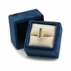 Bague - Or jaune diamants et saphirs