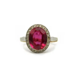 Bague - Or jaune et blanc, rubis synthétique et diamants