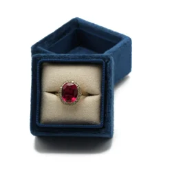 Bague - Or jaune et blanc, rubis synthétique et diamants