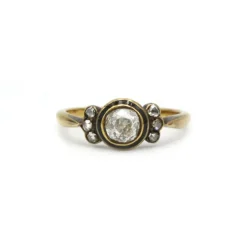 Bague - Or jaune et diamants