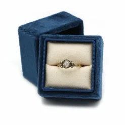 Bague - Or jaune et diamants
