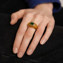 Bague - Or émeraude et ambre