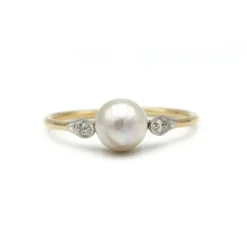 Bague - Or, Platine, Perle & Diamants