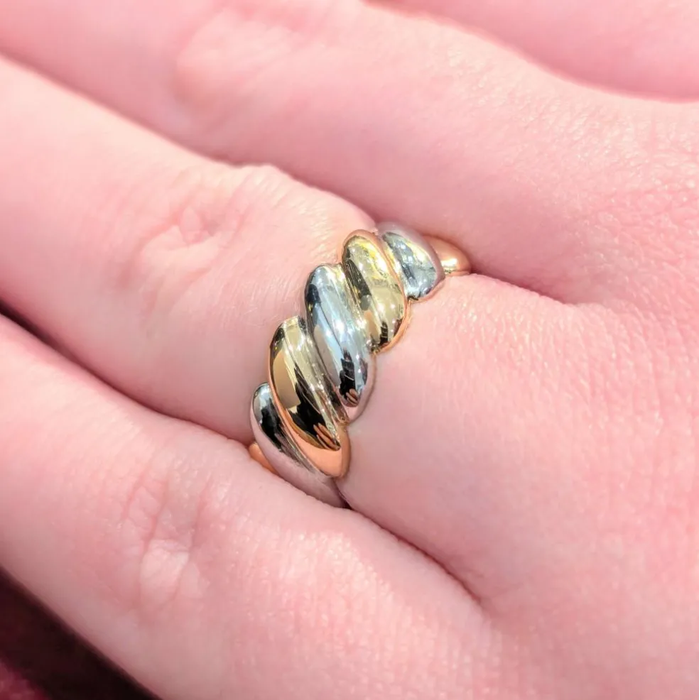 Bague 2 ors