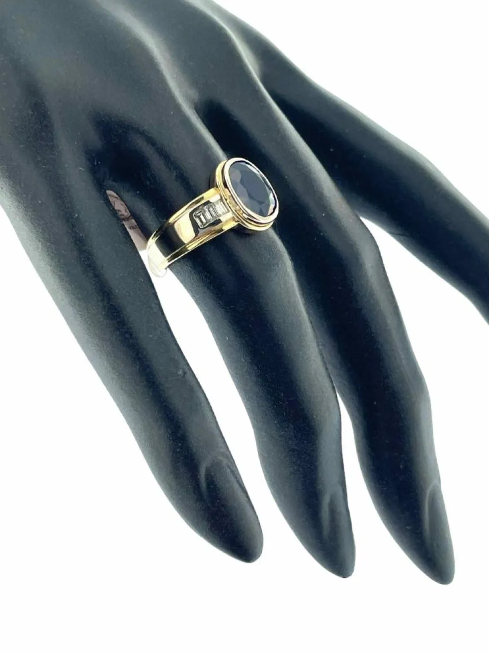 Bague 2 ors saphir 2.85ct et diamants certificat IGI