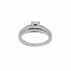 Bague - platine et diamants