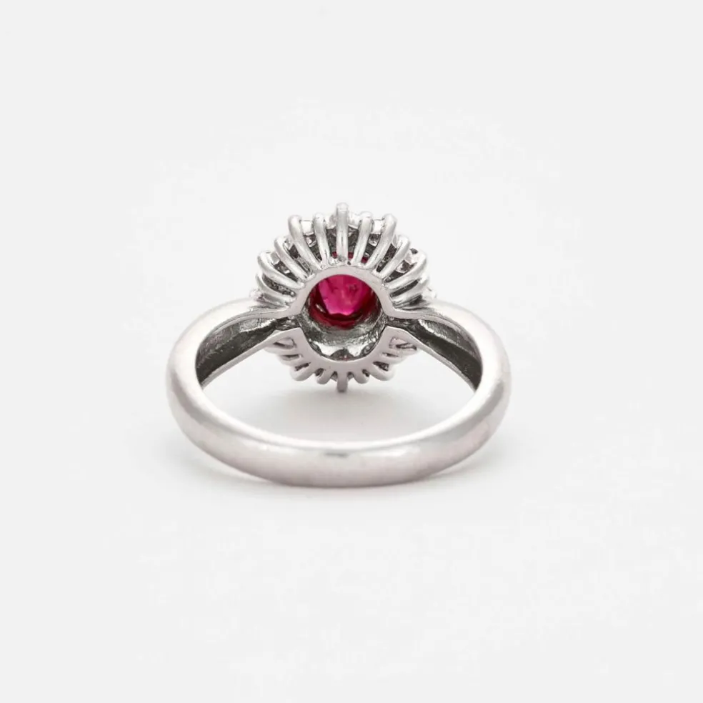 Bague platine et rubis et diamants