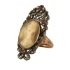 Bague à portrait en or rose, diamant et rubis