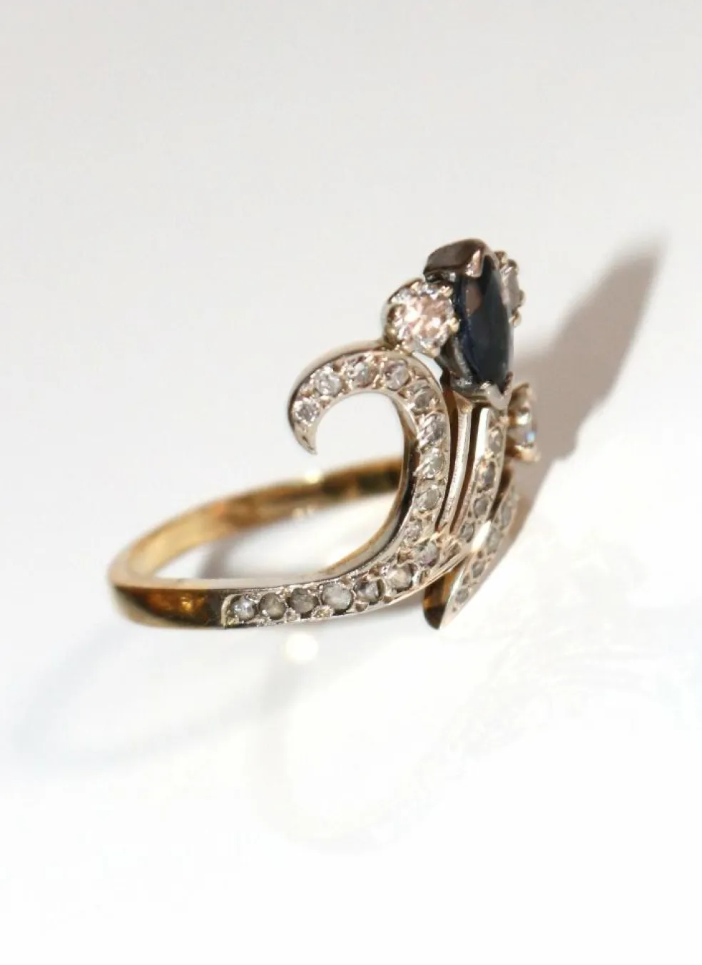 Bague Aigrette Diamants Saphir