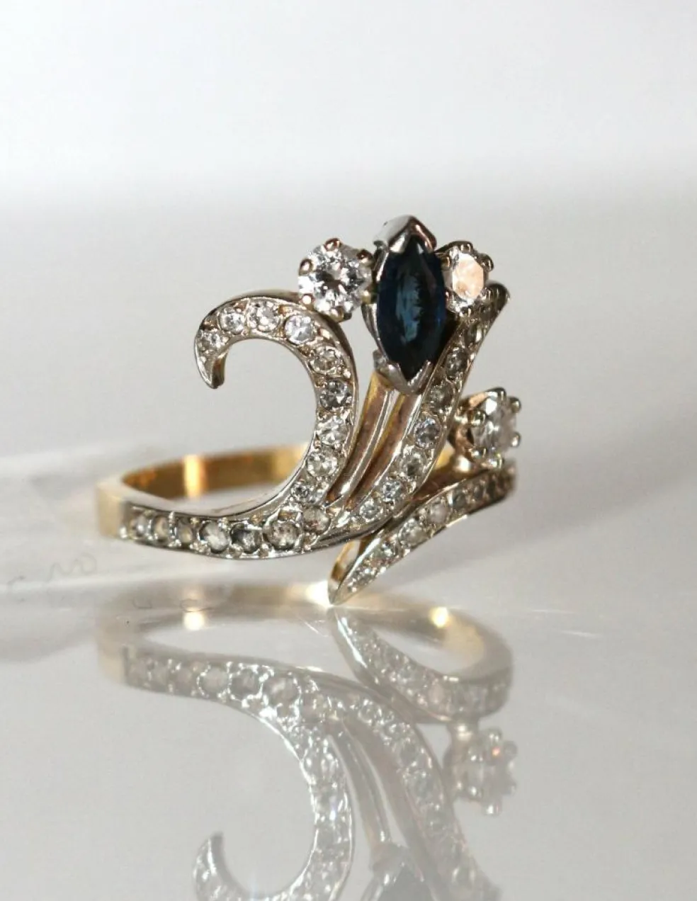 Bague Aigrette Diamants Saphir