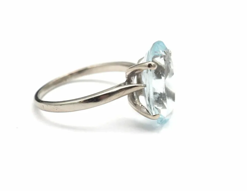 Bague aigue marine en or blanc 750