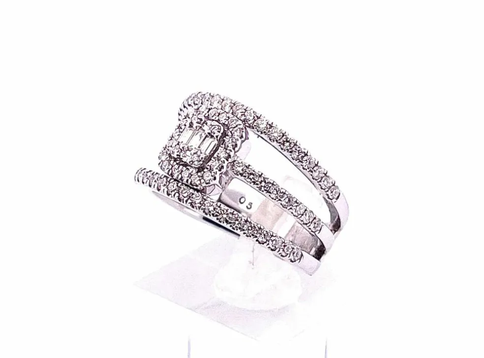 Bague ajourée illusion Diamants