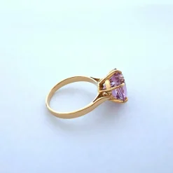 Bague Améthyste en Solitaire Or Jaune 18 K