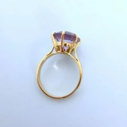 Bague Améthyste en Solitaire Or Jaune 18 K
