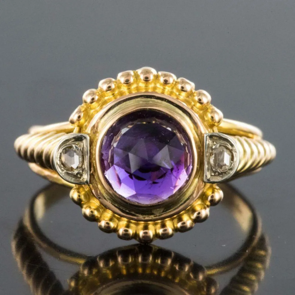 Bague améthyste et diamants ancienne