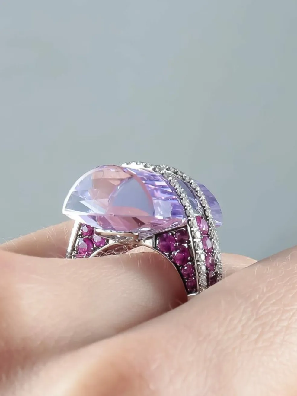 Bague Améthyste Spinelles et Diamants