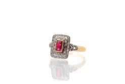 Bague ancienne 1920 rubis synthétique et diamants
