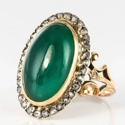 Bague ancienne agate verte et diamants taillés en rose