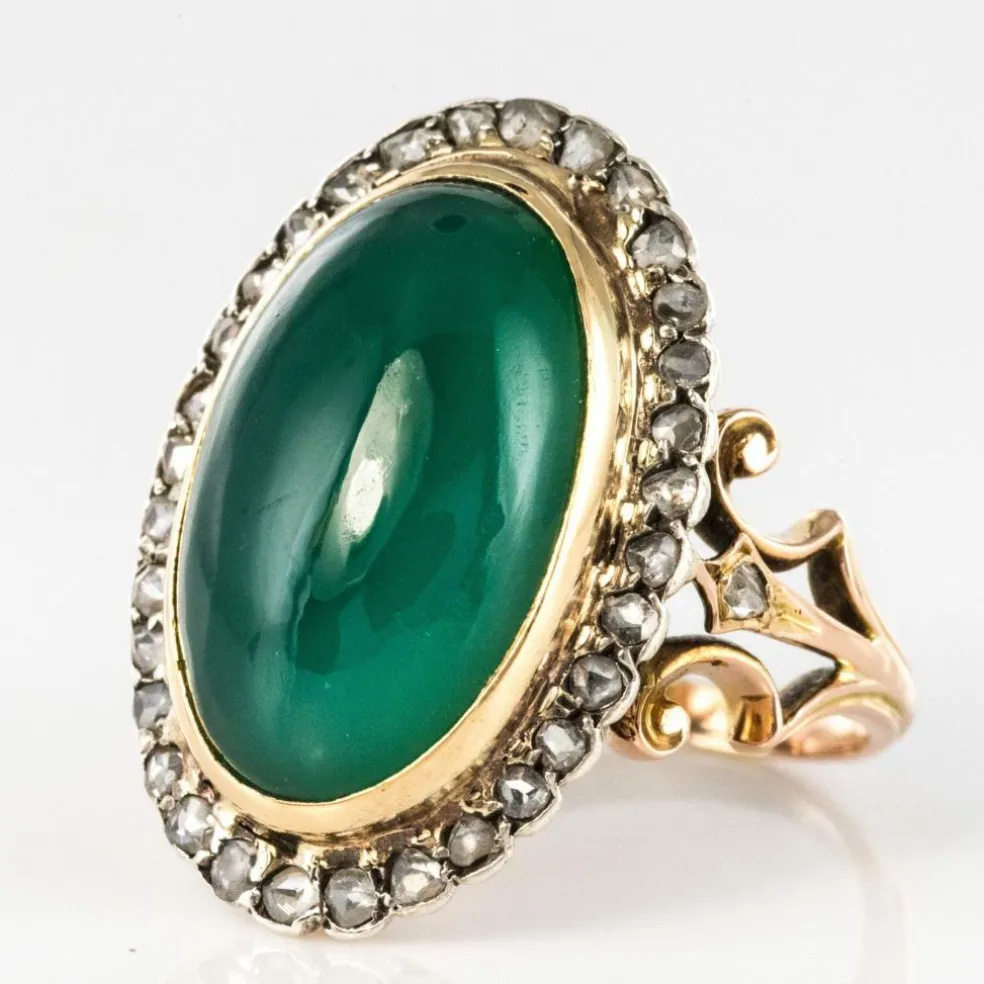 Bague ancienne agate verte et diamants taillés en rose