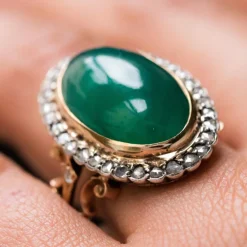 Bague ancienne agate verte et diamants taillés en rose