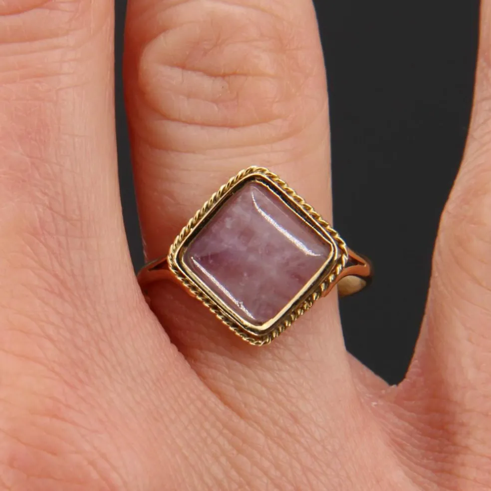 Bague ancienne améthyste et or