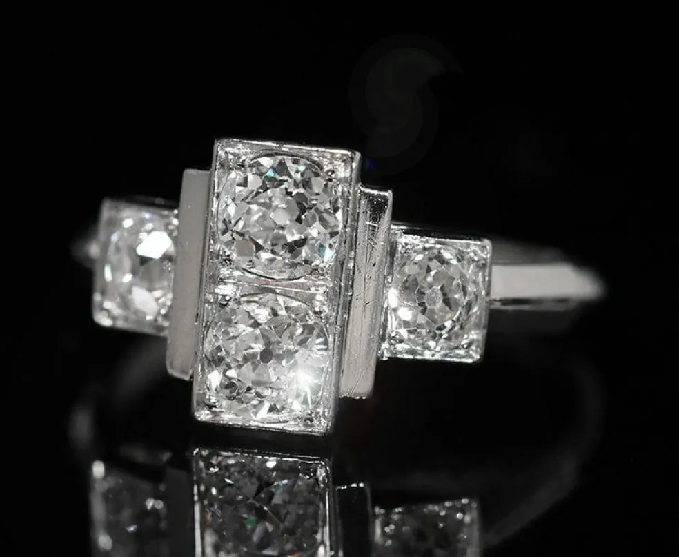 Bague ancienne Art Déco 1930 platine et diamants