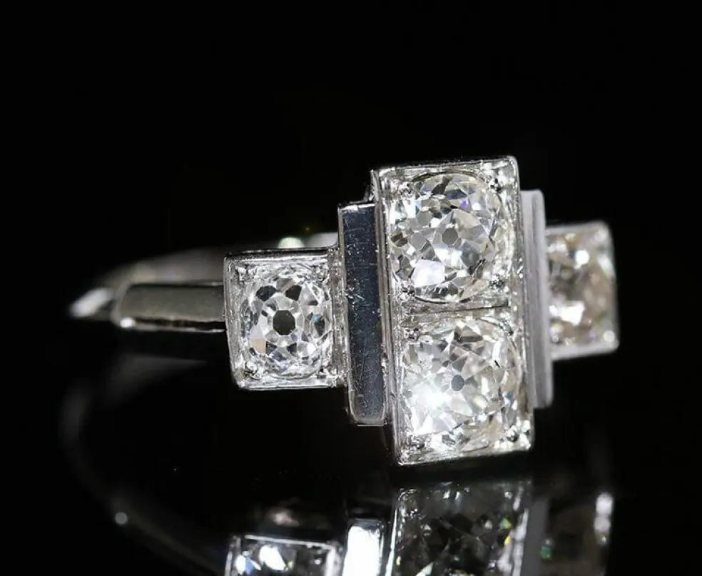 Bague ancienne Art Déco 1930 platine et diamants