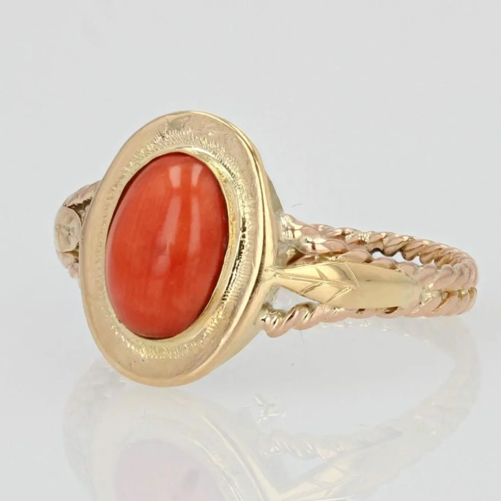 Bague ancienne corail