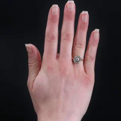 Bague ancienne diamants en tourbillon