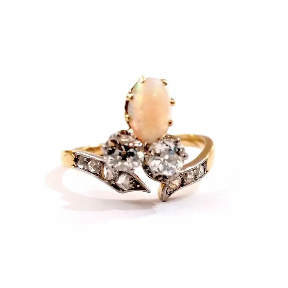 Bague ancienne diamants opale