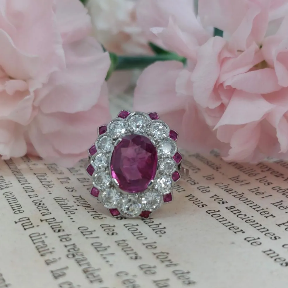 Bague ancienne edouardienne No Heat 2.25 carats rubis de Birmanie et diamants