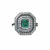 Bague ancienne en diamant et émeraude