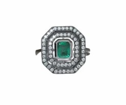Bague ancienne en diamant et émeraude
