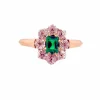 Bague ancienne en or 18 carats , émeraude et diamants