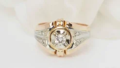 Bague ancienne en or bicolore et diamant