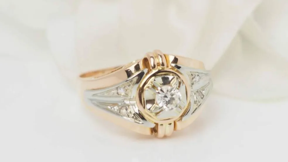 Bague ancienne en or bicolore et diamant