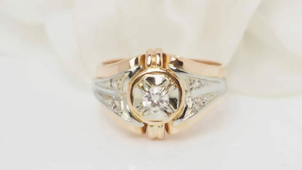 Bague ancienne en or bicolore et diamant